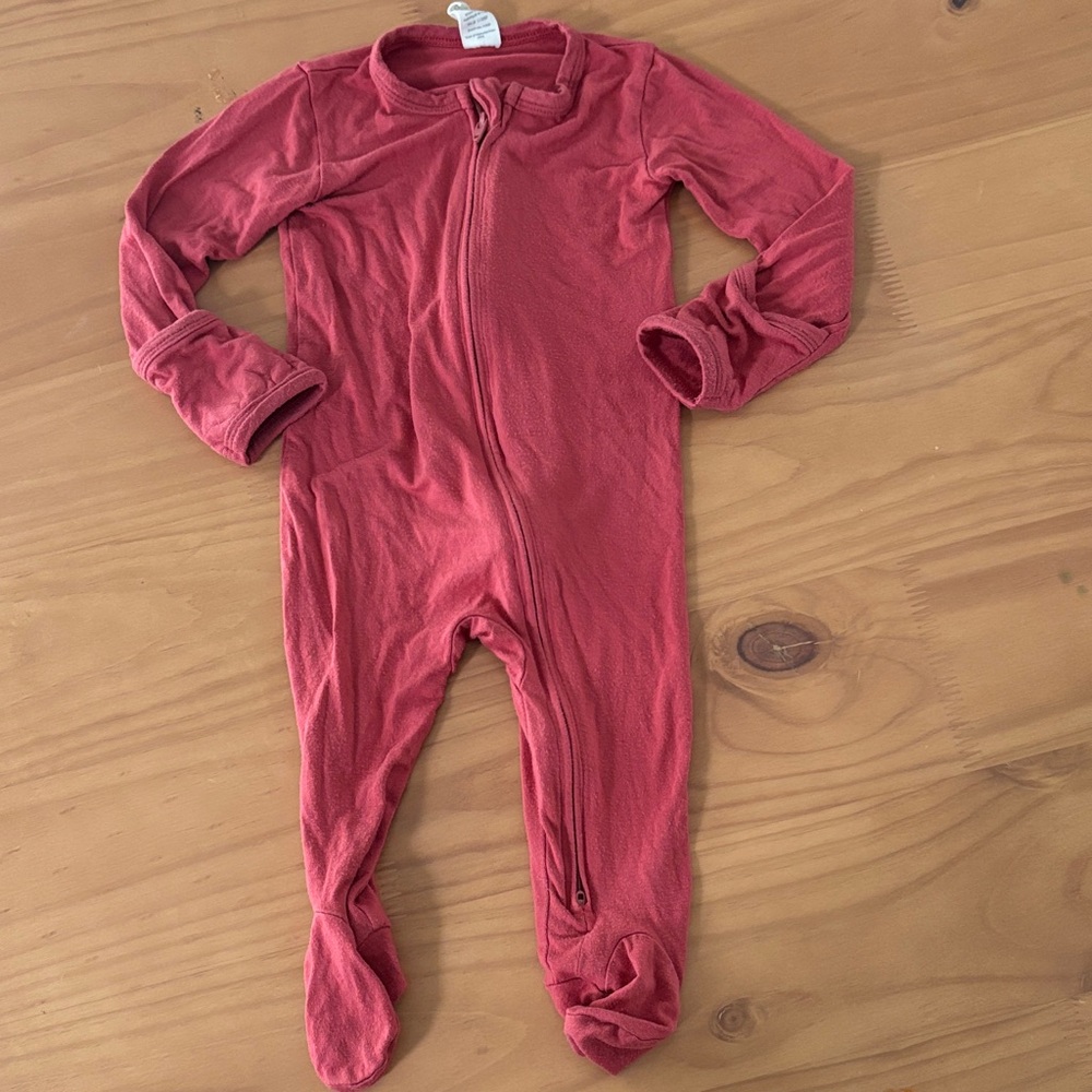 kate quinn Soft Red Kids Footie